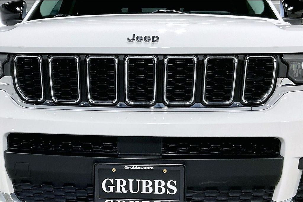 2023 Jeep Grand Cherokee L Laredo