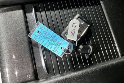 2023 Jeep Wagoneer Base