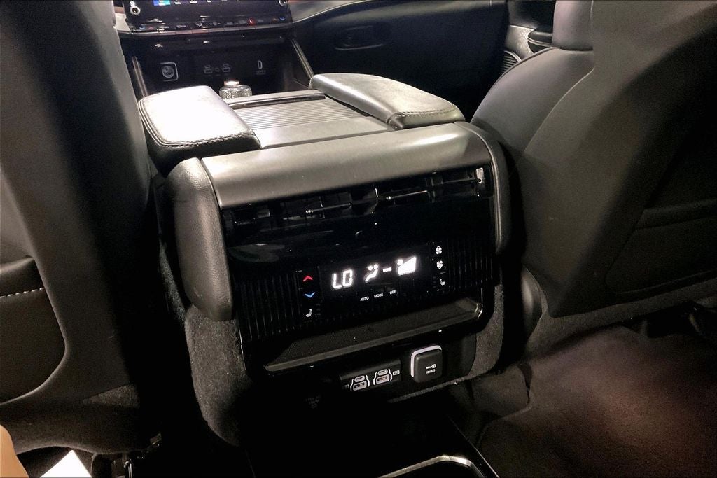 2023 Jeep Wagoneer Series II