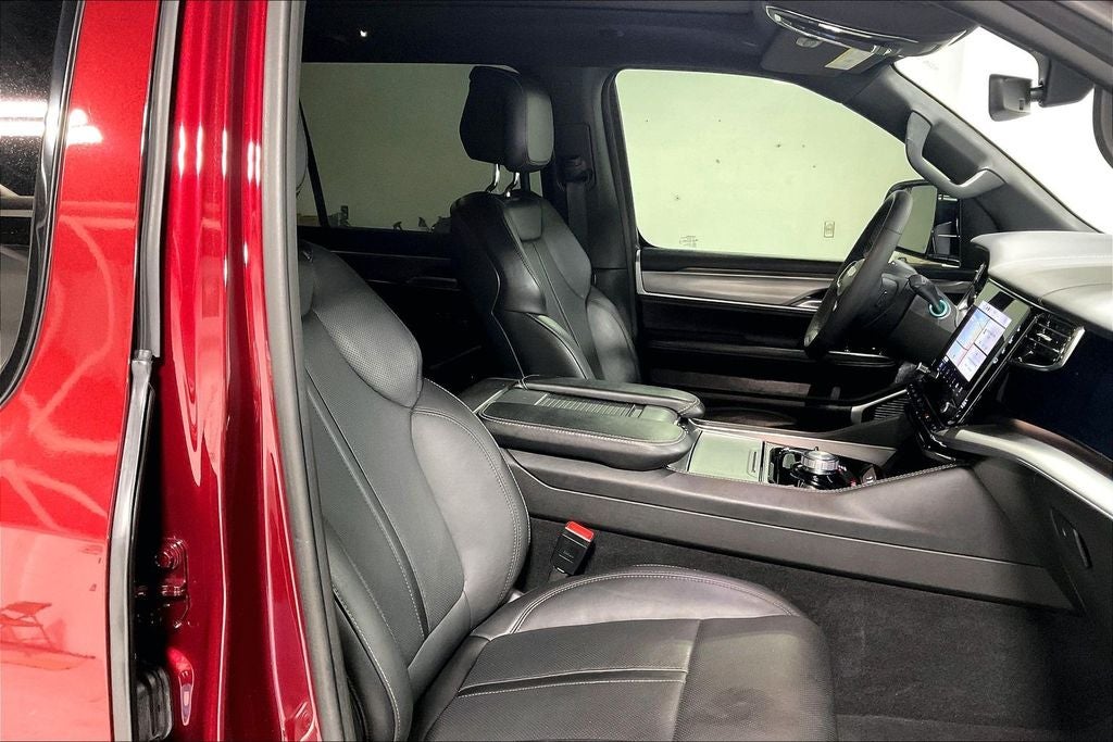 2023 Jeep Wagoneer Series II