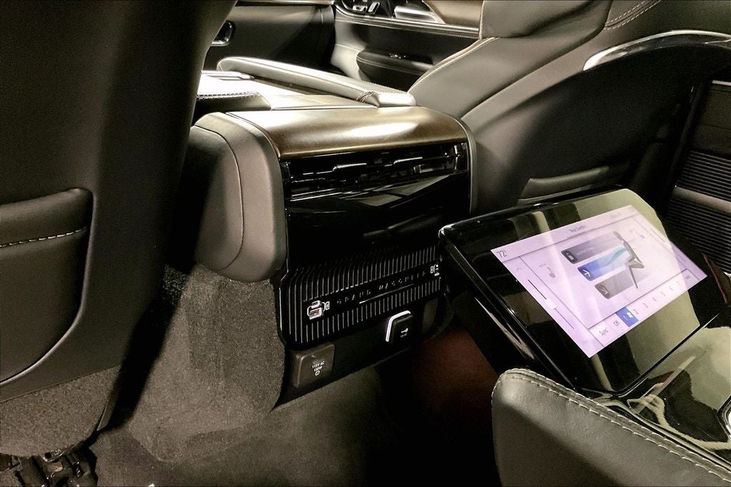 2022 Jeep Grand Wagoneer Series II