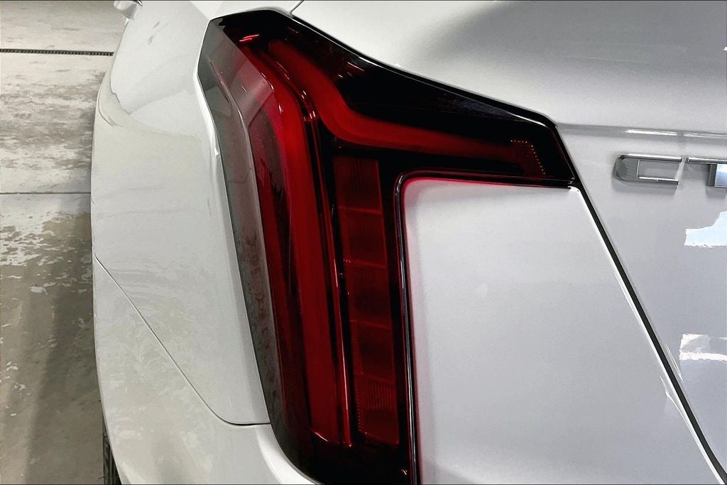 2022 Cadillac CT5 Premium Luxury