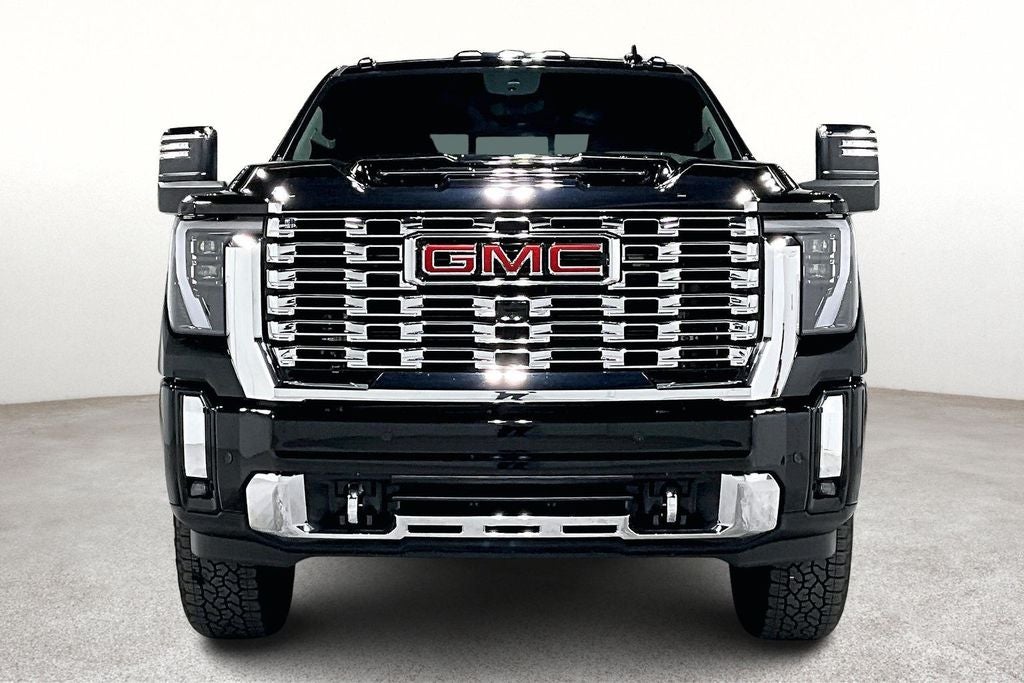 2025 GMC Sierra 3500HD Denali