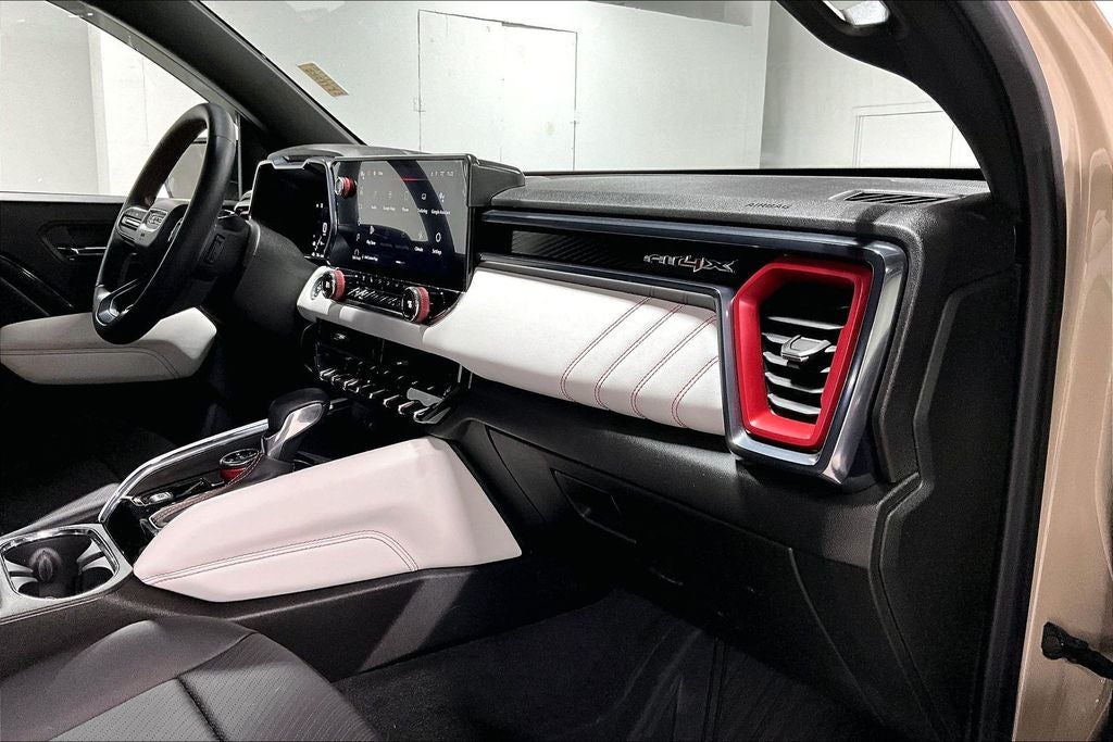 2023 GMC Canyon AT4X