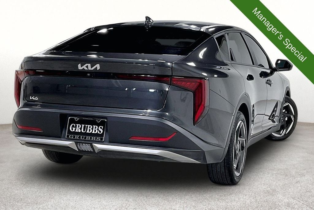2025 Kia K4 EX