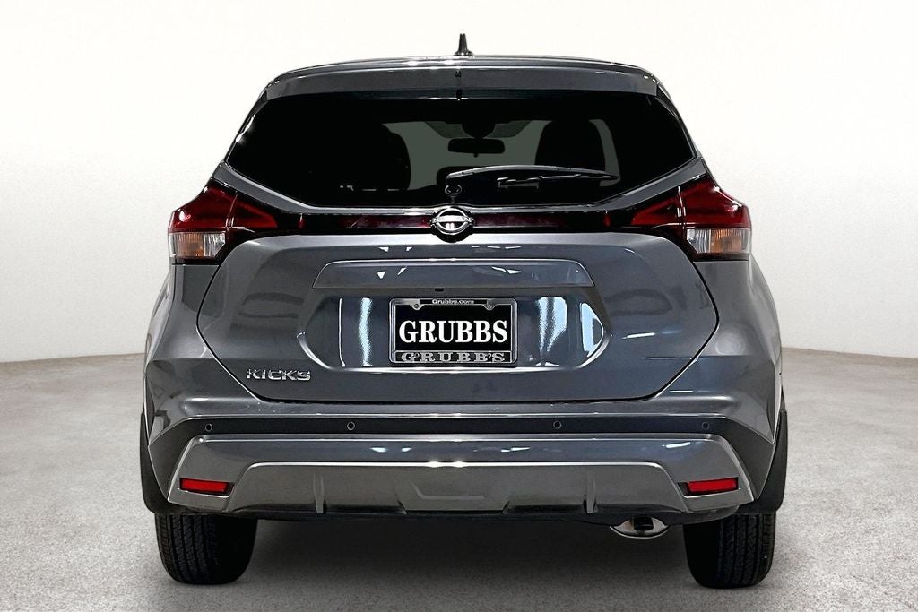 2024 Nissan Kicks S