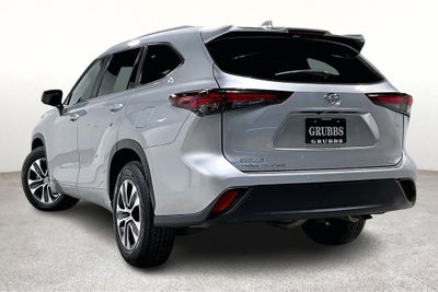 2024 Toyota Highlander XLE