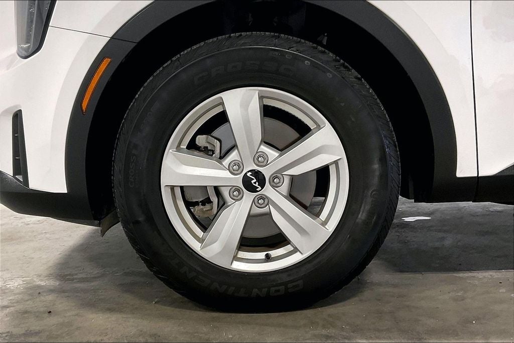 2024 Kia Sorento LX