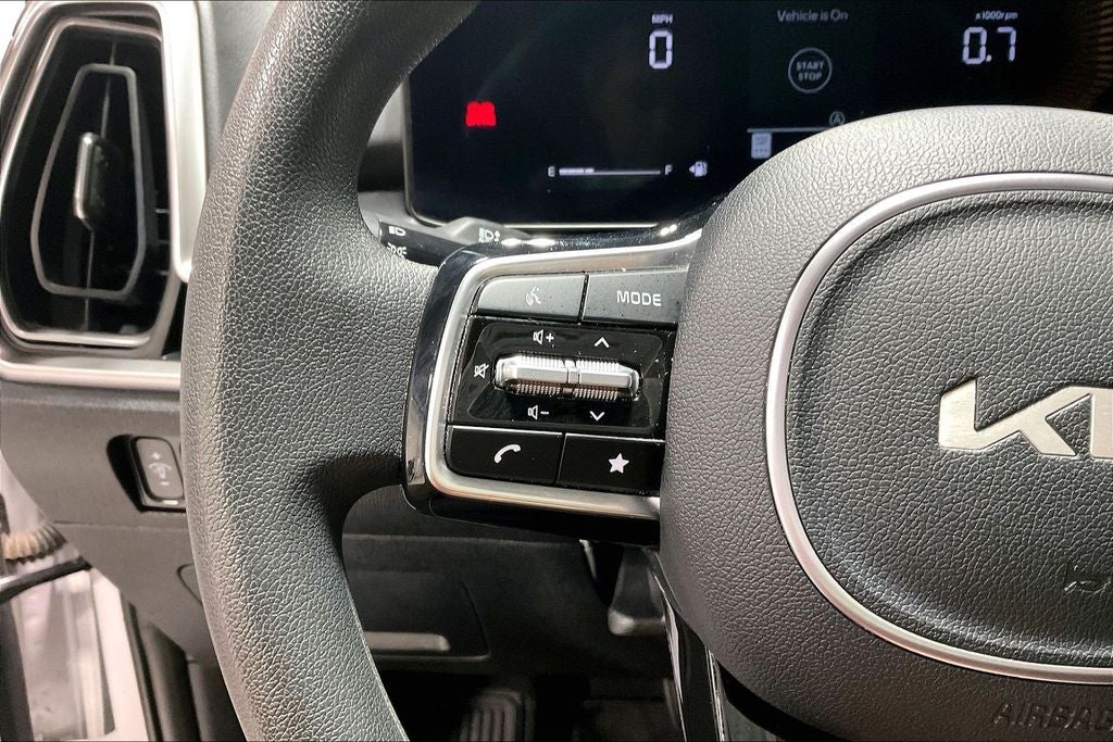 2024 Kia Sorento LX