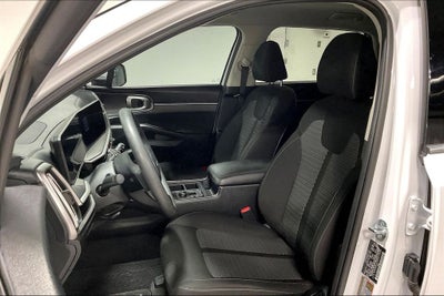 2024 Kia Sorento LX