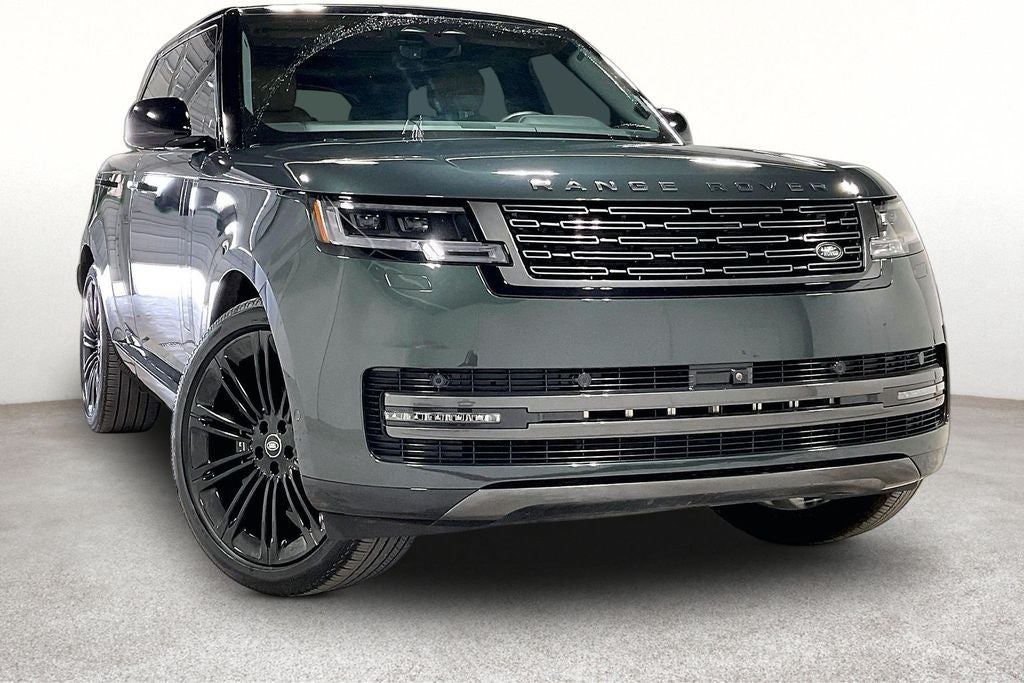 2025 Land Rover Range Rover SE
