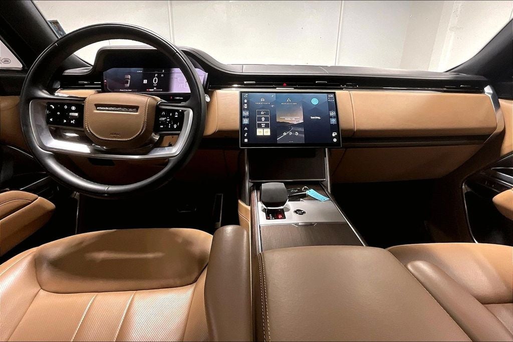 2025 Land Rover Range Rover SE