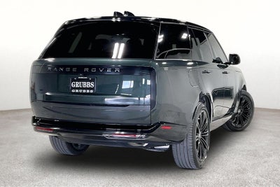 2025 Land Rover Range Rover SE