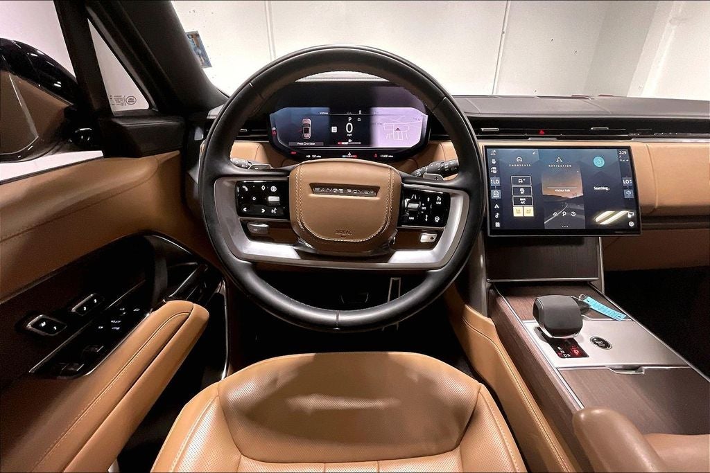 2025 Land Rover Range Rover SE
