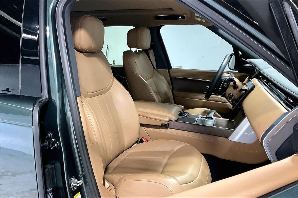 2025 Land Rover Range Rover SE