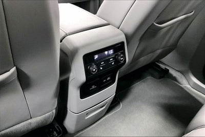 2022 GMC Acadia SLT