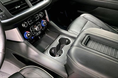 2022 GMC Yukon SLT