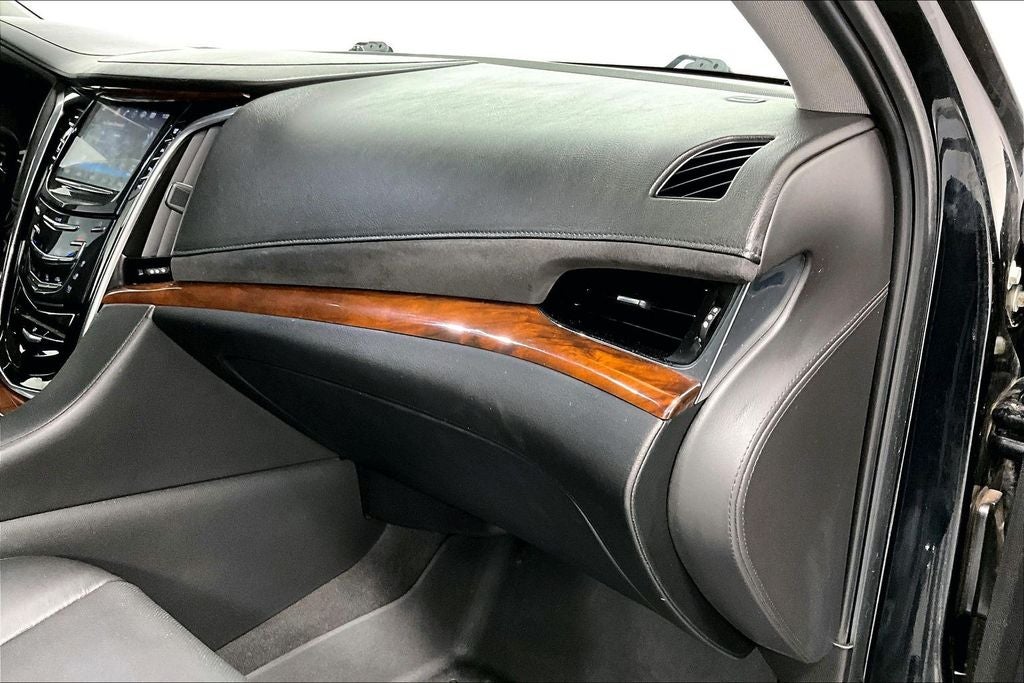 2019 Cadillac Escalade ESV Luxury