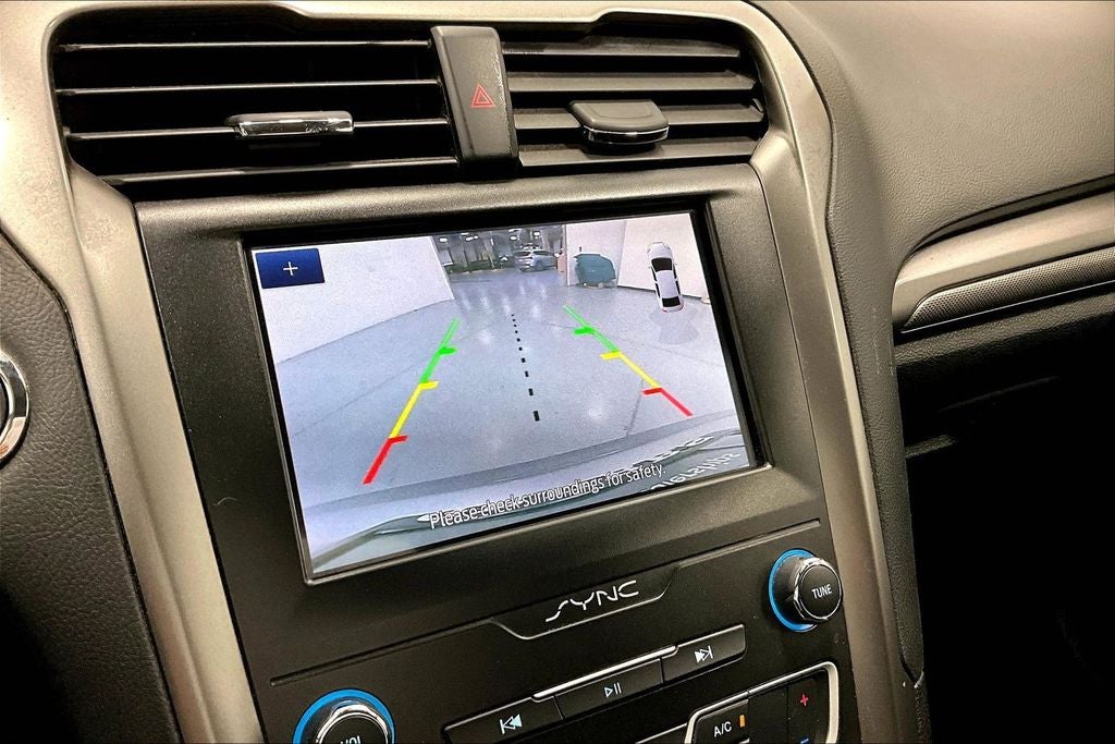 2020 Ford Fusion SE