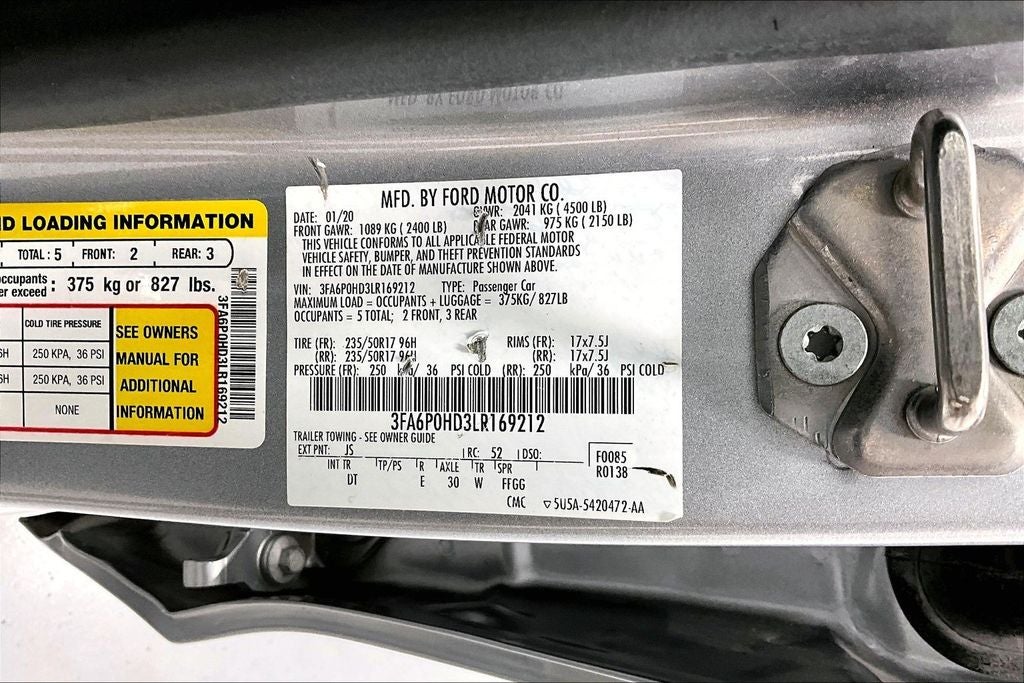 2020 Ford Fusion SE