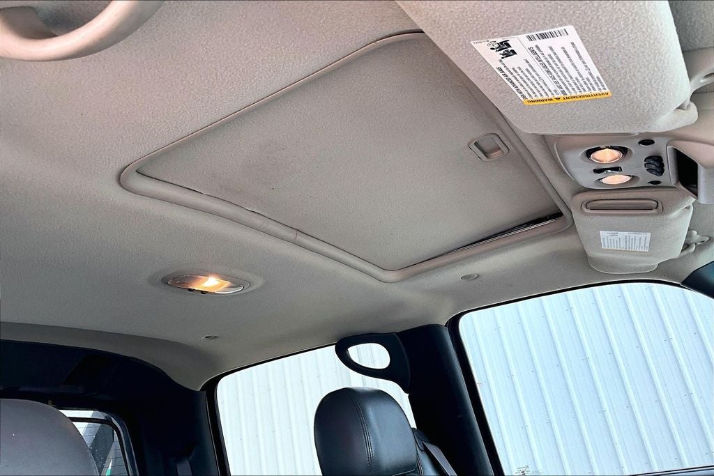 2004 Chevrolet Avalanche 1500 Base