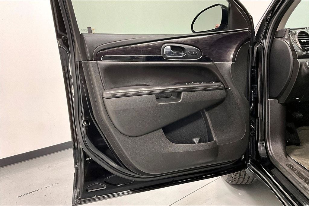 2017 Buick Enclave Leather Group