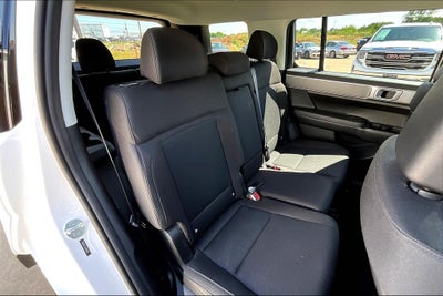 2025 Hyundai Santa Fe SE