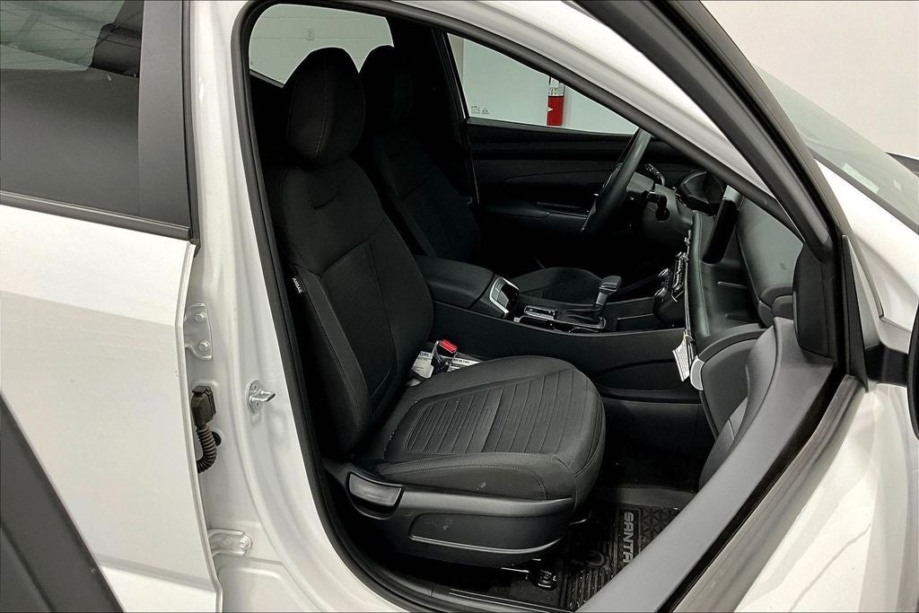 2025 Hyundai Santa Cruz SE