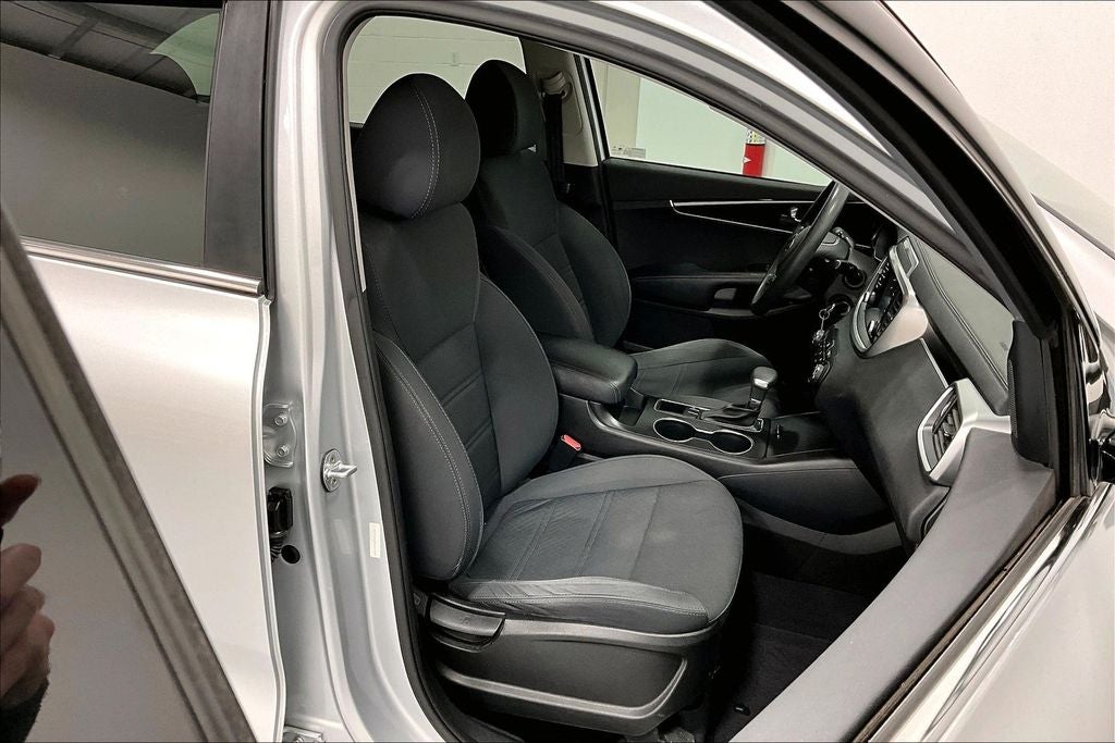 2019 Kia Sorento L