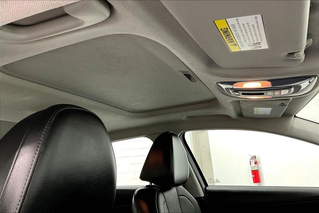 2022 Hyundai Elantra Hybrid Limited