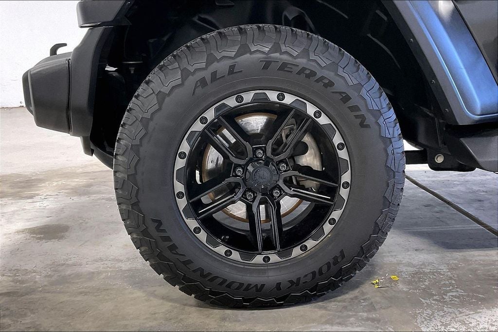 2020 Jeep Wrangler Unlimited Black and Tan 4x4