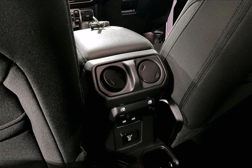 2022 Jeep Wrangler Unlimited Sahara 4x4