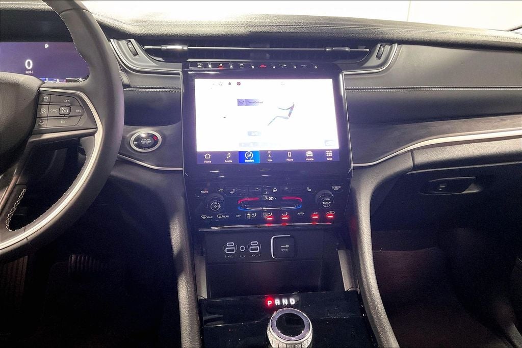 2023 Jeep Grand Cherokee Limited 4x2