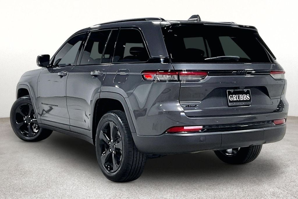 2022 Jeep Grand Cherokee Altitude 4x4
