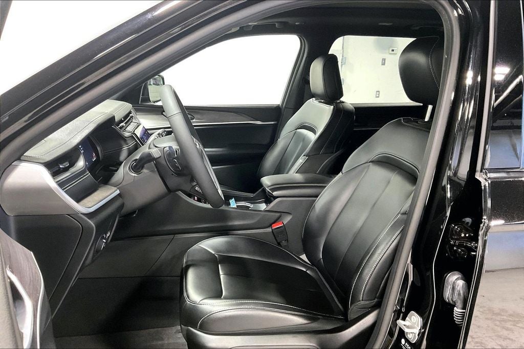 2025 Jeep Grand Cherokee L Limited 4x4