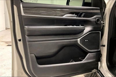 2022 Jeep Wagoneer Series II 4x2