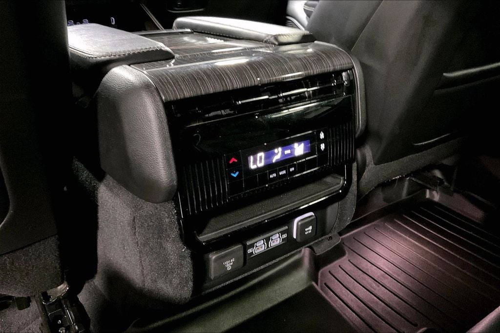 2022 Jeep Wagoneer Series II 4x2