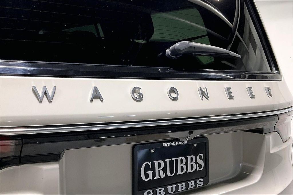 2022 Jeep Wagoneer Series II 4x2