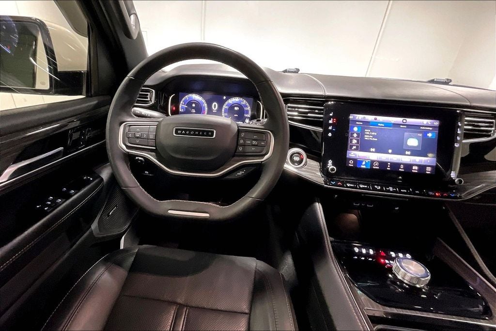 2022 Jeep Wagoneer Series II 4x2