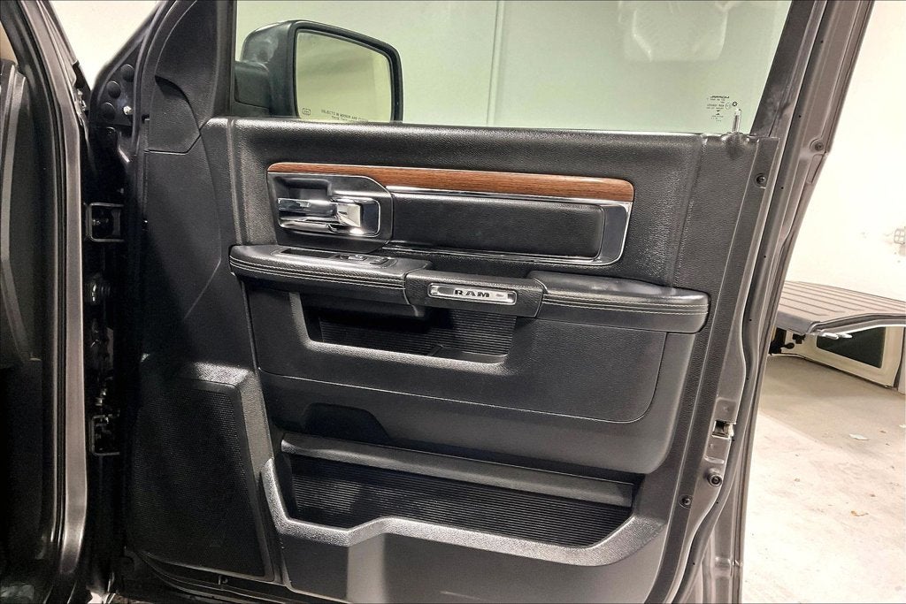 2016 RAM 1500 Laramie