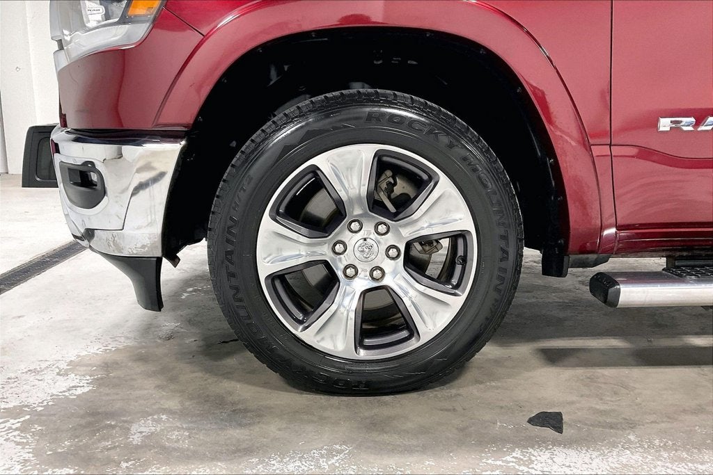 2022 RAM 1500 Laramie Crew Cab 4x2 5'7' Box