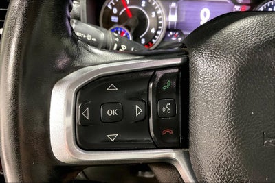 2022 RAM 1500 Laramie Crew Cab 4x2 5'7' Box