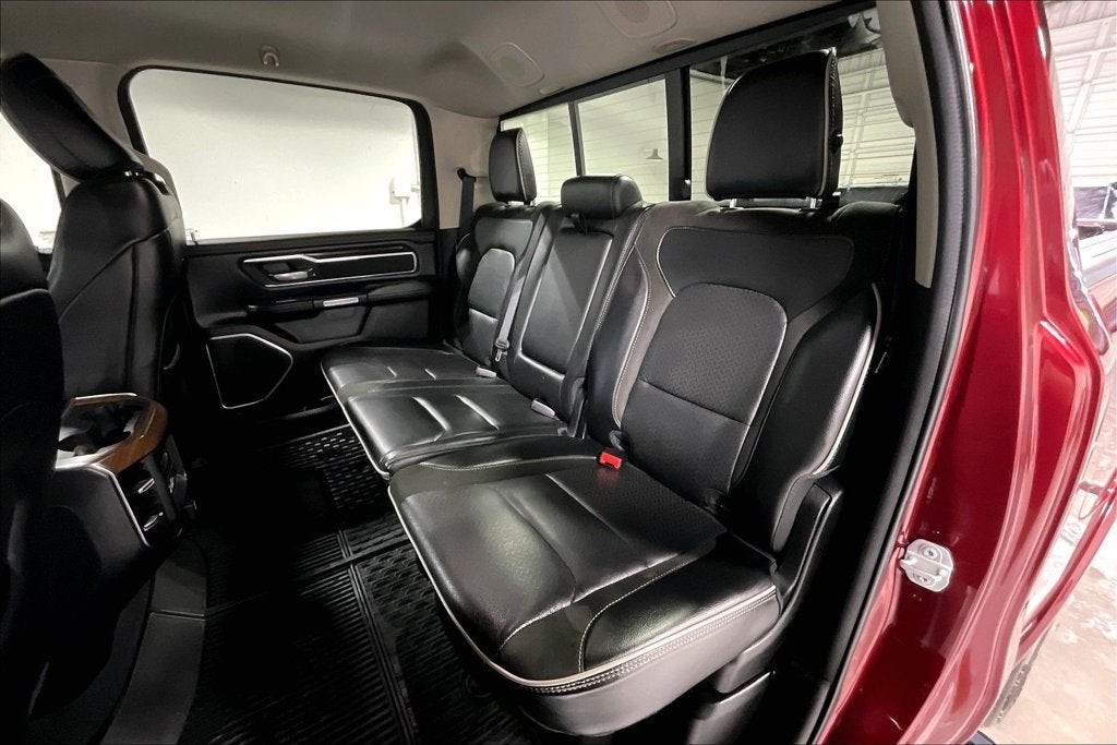 2022 RAM 1500 Laramie Crew Cab 4x2 5'7' Box