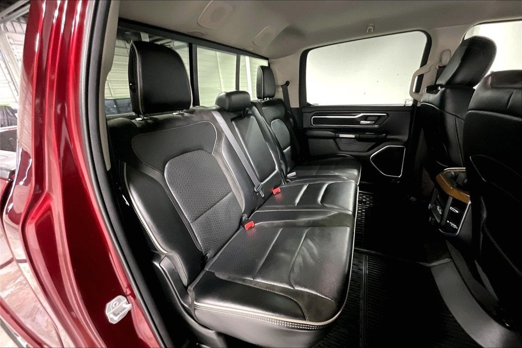 2022 RAM 1500 Laramie Crew Cab 4x2 5'7' Box