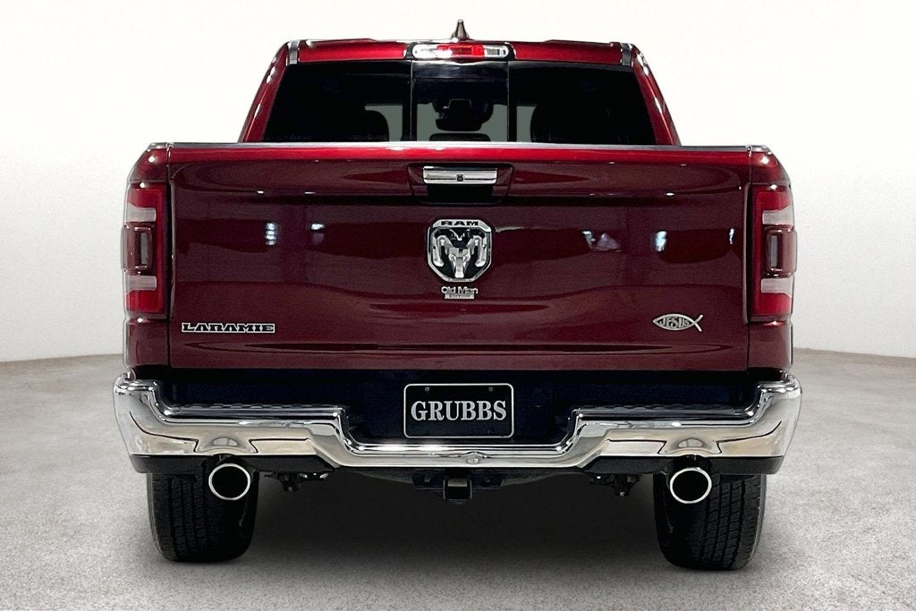 2022 RAM 1500 Laramie Crew Cab 4x2 5'7' Box