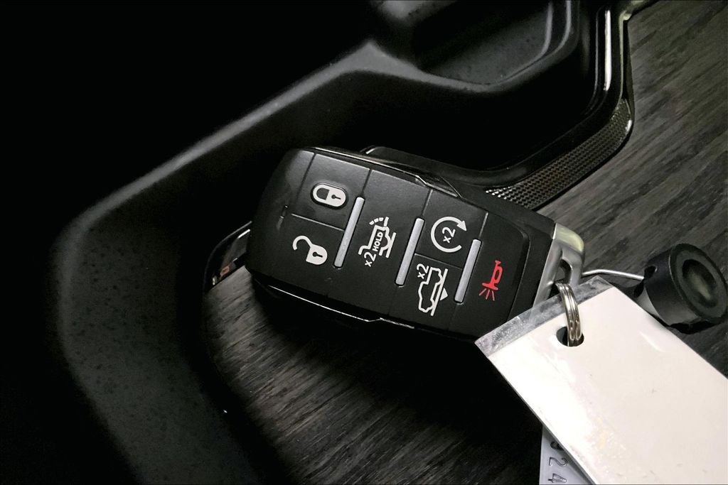 2025 RAM 1500 Limited Crew Cab 4x4 5'7' Box