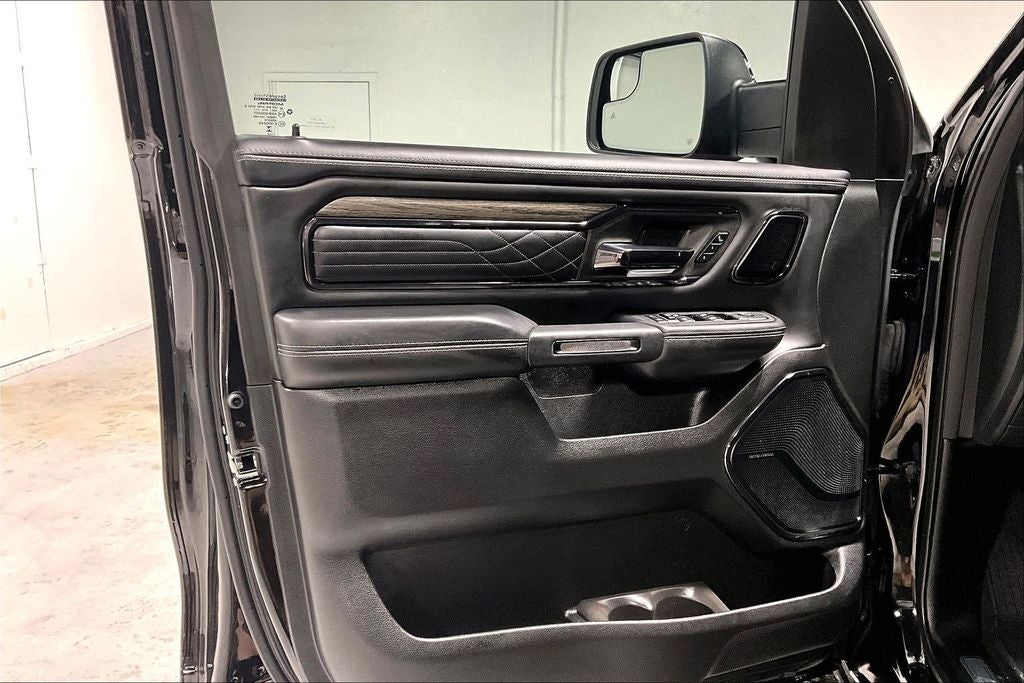 2025 RAM 1500 Limited Crew Cab 4x4 5'7' Box