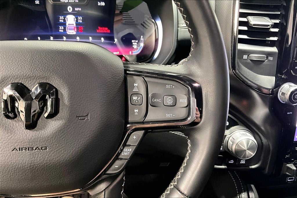 2025 RAM 1500 Limited Crew Cab 4x4 5'7' Box