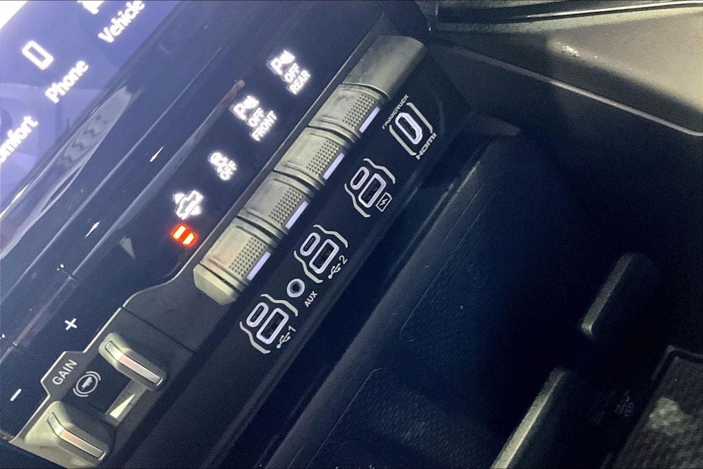 2025 RAM 1500 Limited Crew Cab 4x4 5'7' Box