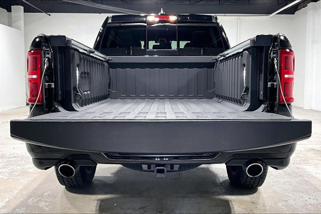 2025 RAM 1500 Limited Crew Cab 4x4 5'7' Box